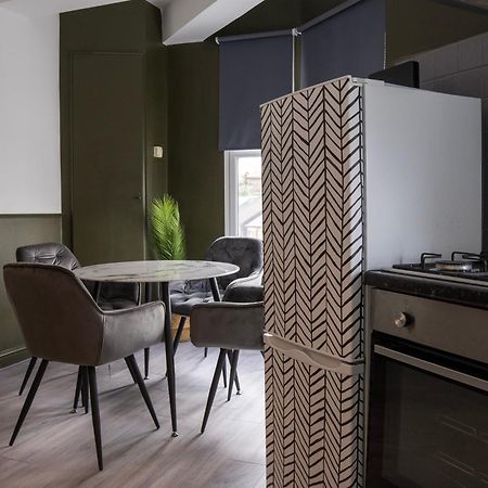 5C- Stylish Urban Retreat - Spacious 2 Bed Flat لندن المظهر الخارجي الصورة