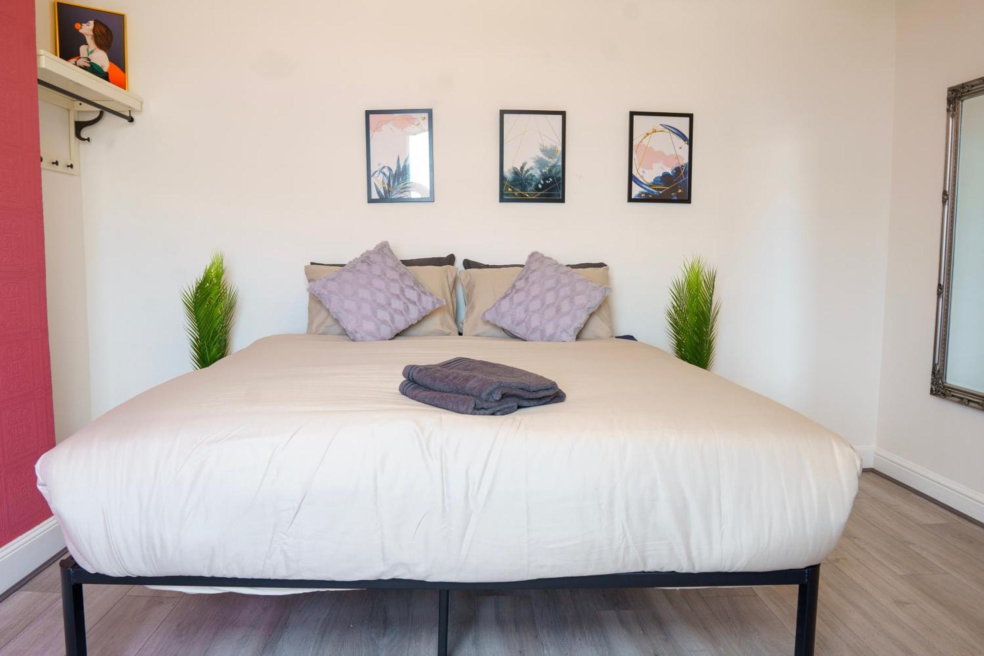 5C- Stylish Urban Retreat - Spacious 2 Bed Flat لندن المظهر الخارجي الصورة