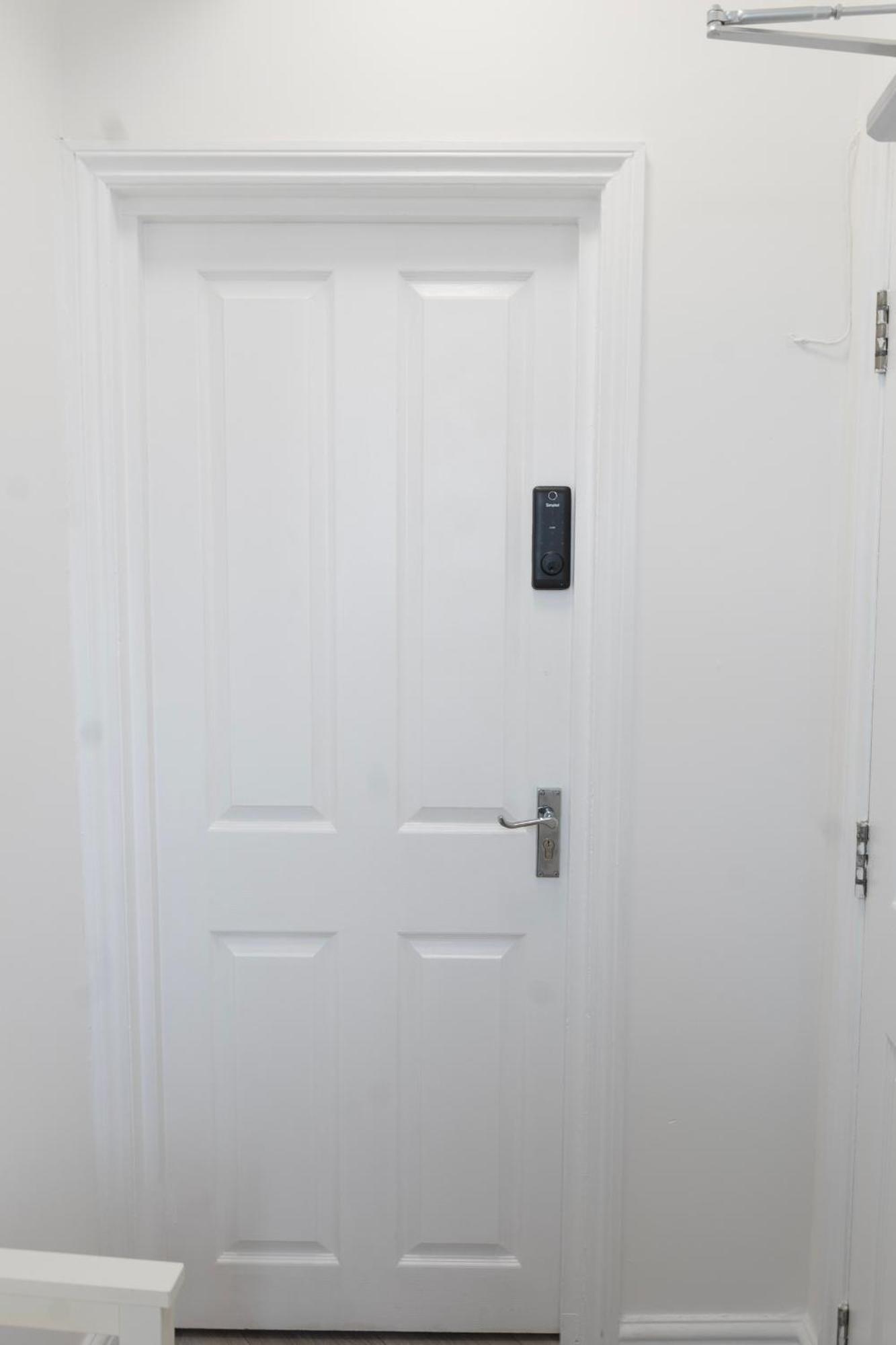 5C- Stylish Urban Retreat - Spacious 2 Bed Flat لندن المظهر الخارجي الصورة