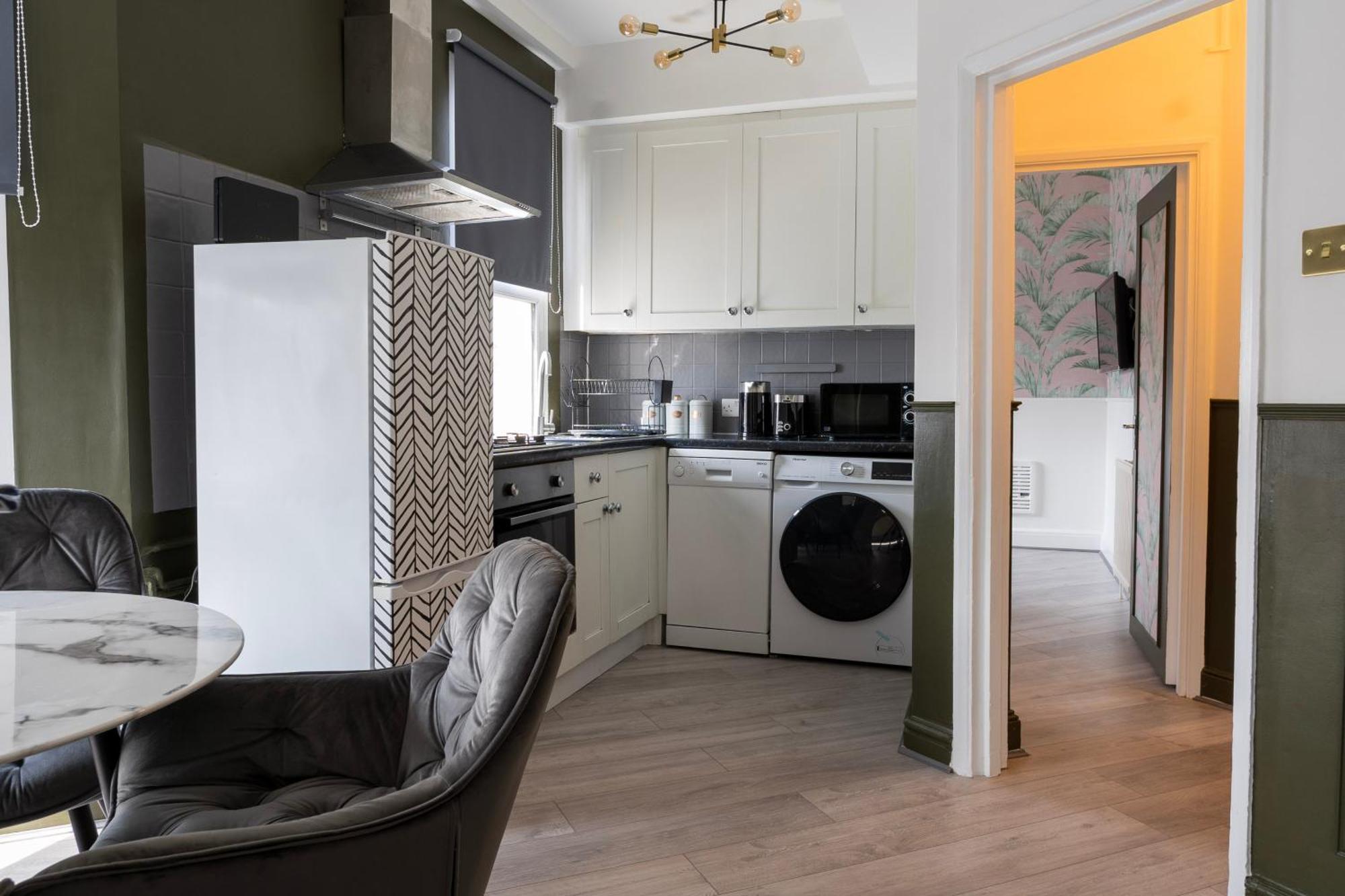 5C- Stylish Urban Retreat - Spacious 2 Bed Flat لندن المظهر الخارجي الصورة